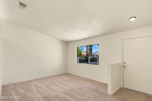 6081 Birchwood Dr, Tucson AZ  85746-3151 exterior