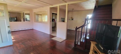 48 Oak St, Old Bridge NJ 08857-1545 exterior