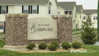 223 Adams Dairy Pkwy, Blue Springs MO  64014-5450 exterior