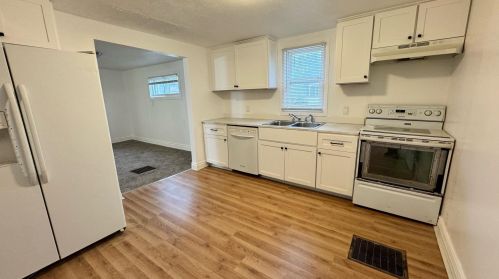 1000 Jennette, Grand Rapids MI 49504-4143 exterior