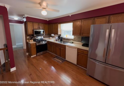 24 Anita Dr, Jackson Twp NJ 08527-4901 exterior