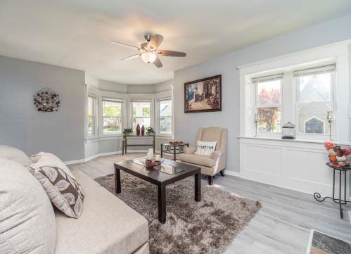 3301 Lloyd St, Milwaukee WI  53208-1441 exterior