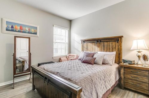 3521 Bans Crown Blvd, Frisco TX 75056-5850 exterior