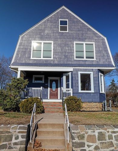 137 Stratford Rd, New Britain, CT 06053-3237