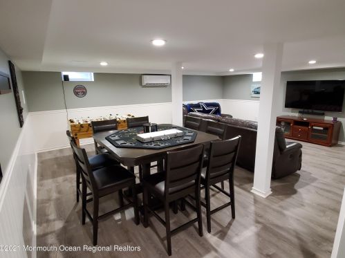 117 Beechwood Ave, West Long Branch NJ 07764-1801 exterior