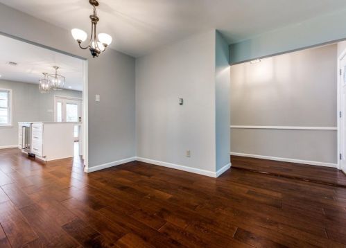 9612 Ferndale Rd, Dallas TX 75238-2731 exterior