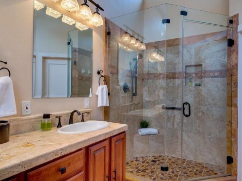 3909 Edwards Mtn Dr, Austin TX 78731-3845 exterior