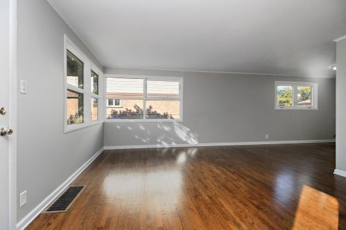 4724 81st St, Chicago IL 60652-2002 exterior