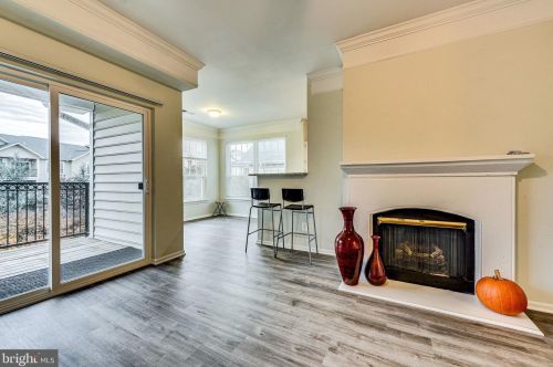 1600 Spring Gate Dr, Mc Lean, VA 22102-3453