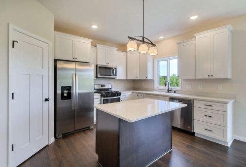 13928 3rd Ave, Zimmerman, MN