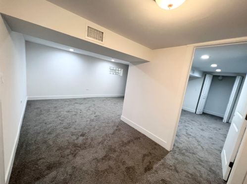 7928 Muskegon Ave, Chicago IL  60617-1423 exterior