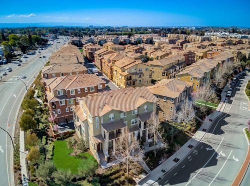 1919 Mccandless Dr, Milpitas CA 95035-8048 exterior