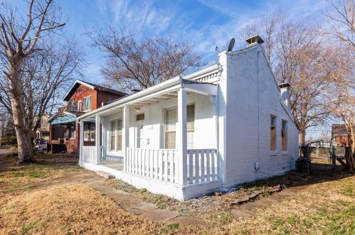 5911 Michigan Ave, Saint Louis, MO 63111-2540