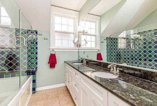 3852 Central Park Ave, Chicago IL 60629-4343 exterior