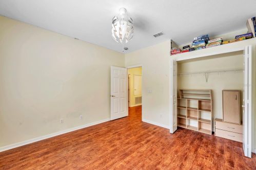 10246 Evergreen Hill Dr, Tampa FL 33647-2944 exterior