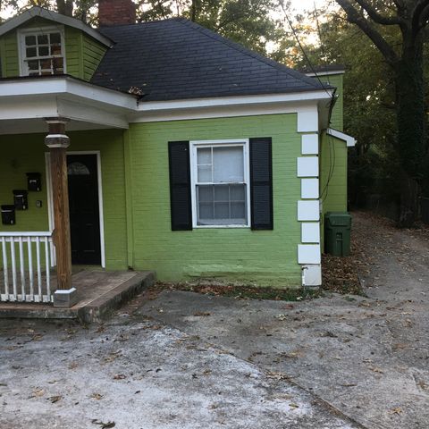 1797 Evans Dr, Atlanta, GA 30310-4512