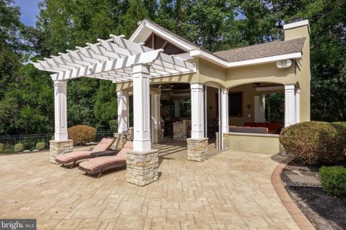 42 Jasmine Rd, Lumberton Township NJ 08048-5285 exterior