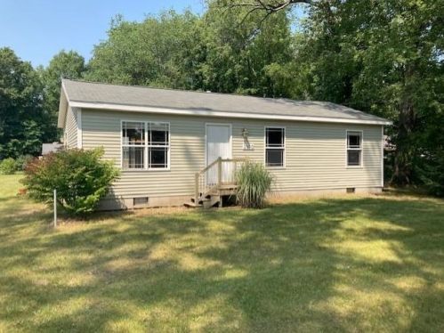 2150 Riv Rd, Meskegon MI 49445-9602 exterior