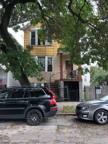 4642 Wood St, Chicago, IL 60609-3818