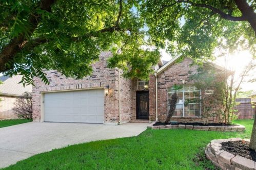 9427 Vista Cir, Irving, TX 75063-5064