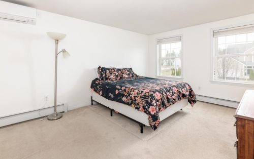 24 Amy Way, Concord NH  03303-1045 exterior