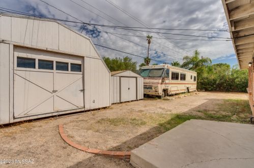 1116 Edgewater Dr, Tucson AZ 85704-2414 exterior