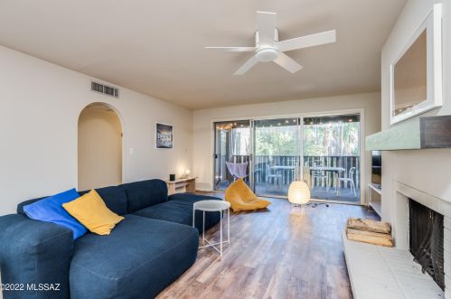 556 Dodge Blvd, Tucson AZ  85716-5162 exterior