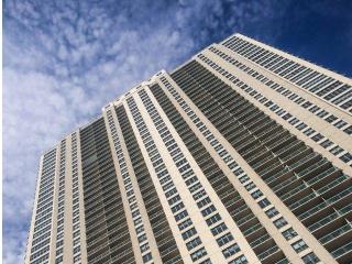 1 Superior St, Chicago IL  60654-8803 exterior