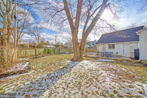 2109 Belle View Blvd, Alexandria VA 22307-1327 exterior