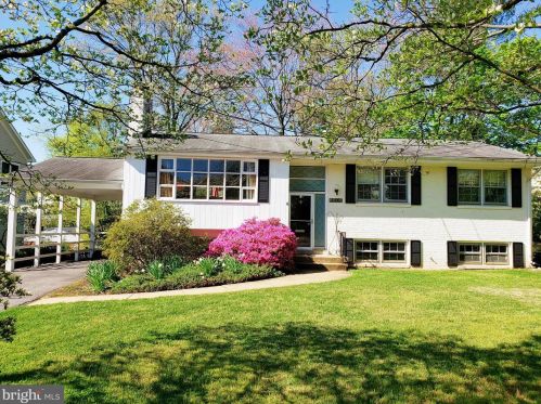 6505 Old Chesterbrook Rd, Mc Lean VA  22101-4608 exterior