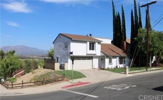 10656 Empire Dr, Los Angeles, CA 91331-2039