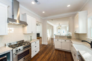 8 Carolina St, Charleston SC  29403-4714 exterior