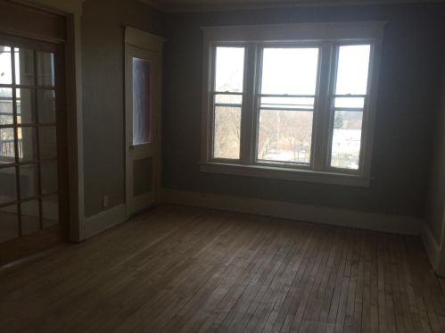 2405 National Ave, Milwaukee, WI 53204-1015