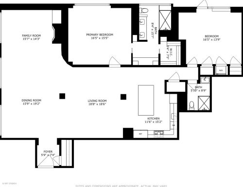 215 Illinois St, Chicago IL 60654-7814 exterior