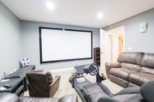 6690 Minard Dr, Meskegon MI 49442-4996 exterior