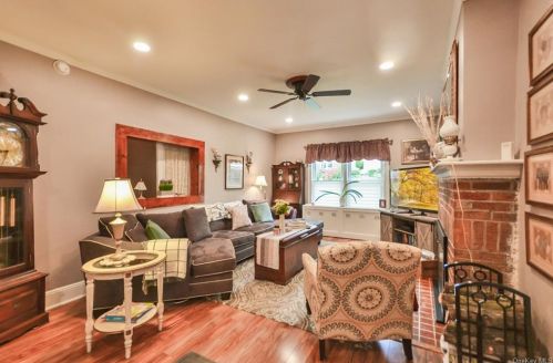 310 Collins Ave, Mount Vernon NY 10552-1002 exterior