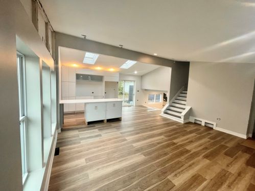 15332 Oak St, Dolton IL 60419-2647 exterior