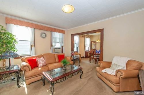 5 Wilfred St, Montclair NJ 07042-1644 exterior