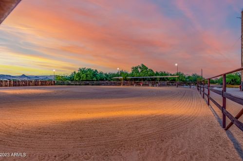 34118 12th St, Phoenix AZ  85085-7751 exterior