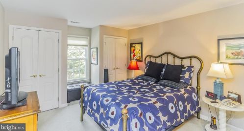 13606 Mt Prospect Dr, Rockville MD 20850-3510 exterior