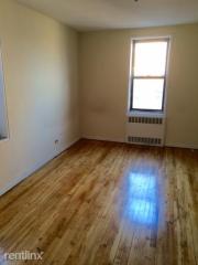 8606 35th Ave, Flushing NY  11372-5451 exterior