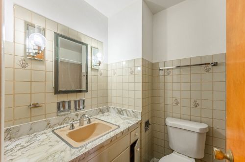 9351 Pr Ave, Chicago IL 60619-7220 exterior