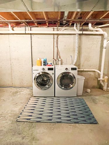 11384 Hydeaway Ct, Middlevle MI 49333-8252 exterior