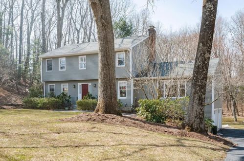 32 Crosswood Rd, Farmington, CT 06032-1066