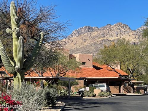 5373 Paseo De La Terraza, Tucson AZ 85750-6405 exterior