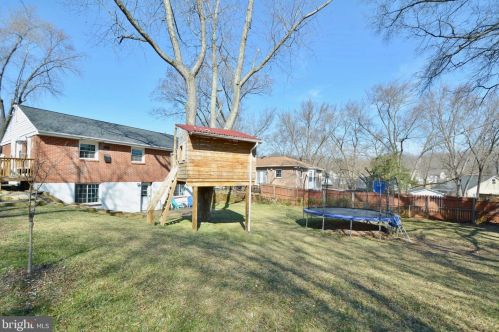 6119 Algona Ct, Alexandria VA 22310-3141 exterior