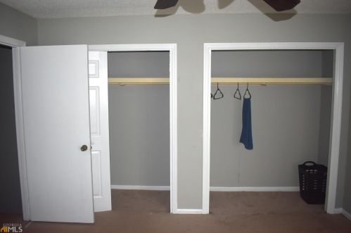 73 Tiburon Ct, Lithonia GA 30038-1732 exterior