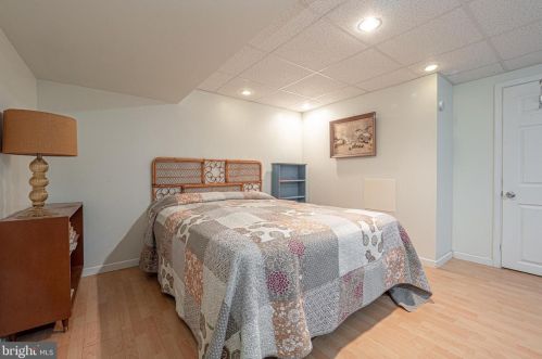 3 War Admiral Ln, Media PA 19063-5238 exterior