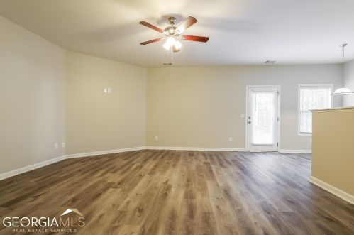 6365 Shadow Sq, Lithonia GA  30058-3273 exterior