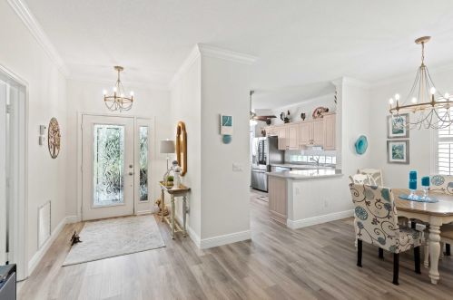 592 Cortina Ln, Fort Pierce FL 34986-1742 exterior